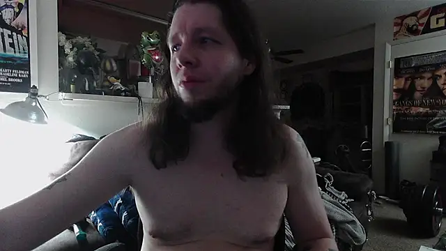 Snapshot of biggerisbetter12 chatting on 24, 4, 2026 biggerisbetter12 online show from 24, 4, 2026