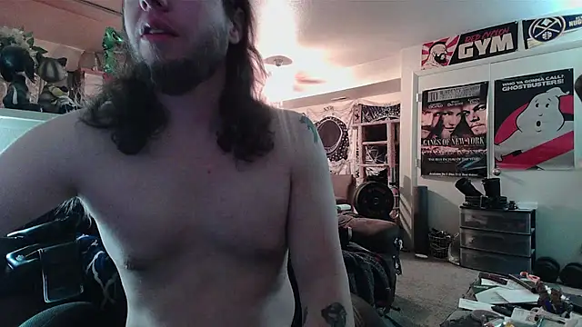 Snapshot of biggerisbetter12 chatting on 28, 4, 2026 biggerisbetter12 online show from 28, 4, 2026