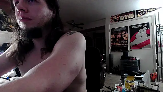 Snapshot of biggerisbetter12 chatting on 20, 10, 2025 biggerisbetter12 online show from 20, 10, 2025