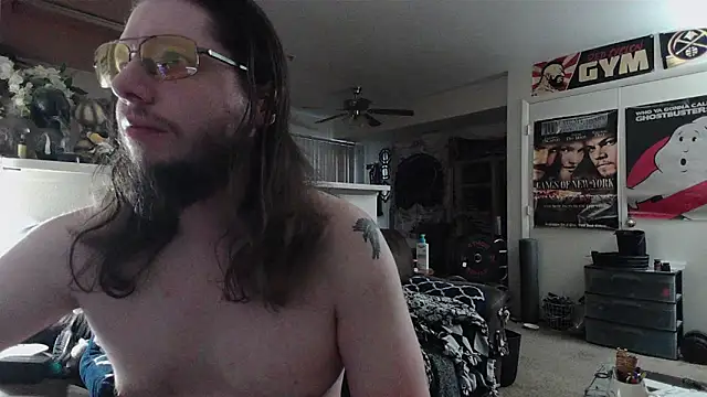 Snapshot of biggerisbetter12 chatting on 17, 6, 2026 biggerisbetter12 online show from 17, 6, 2026