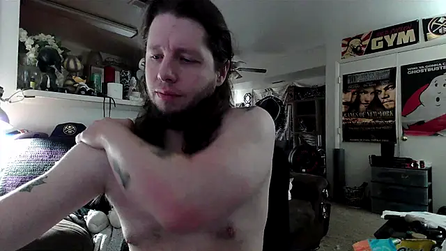 Snapshot of biggerisbetter12 chatting on 4, 11, 2025 biggerisbetter12 online show from 4, 11, 2025