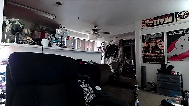 biggerisbetter12 online show from 18, 1, 2026