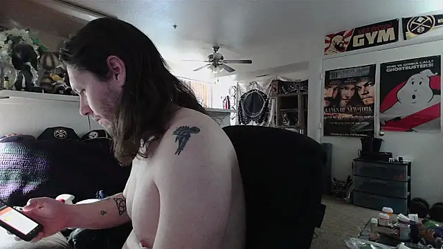 biggerisbetter12 online show from 8, 3, 2026