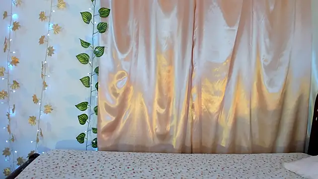 Milie yue online show from 15, 11, 2025