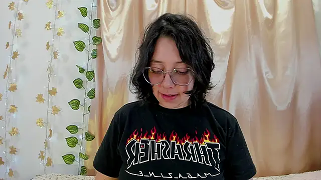 Milie yue online show from 2, 12, 2025