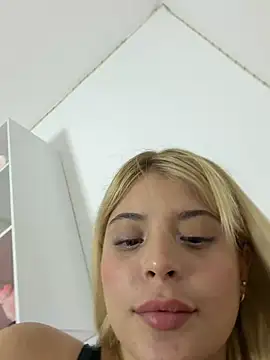  Alicee 1 online show from 26, 5, 2026