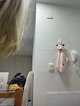  Alicee 1 online show from 4, 12, 2025