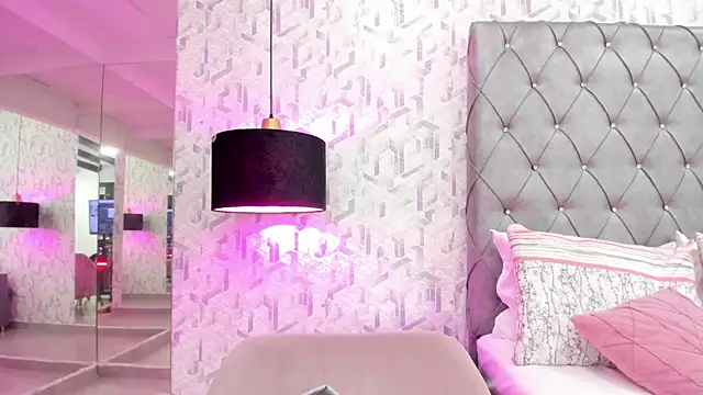 GabrielaSuarez online show from 27, 11, 2025