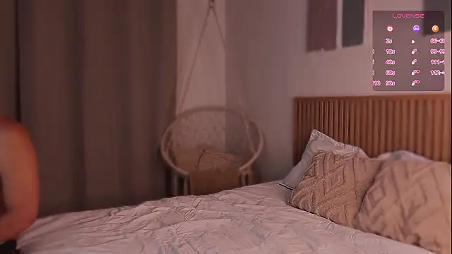 Little Emma 11 online show from 16, 2, 2026