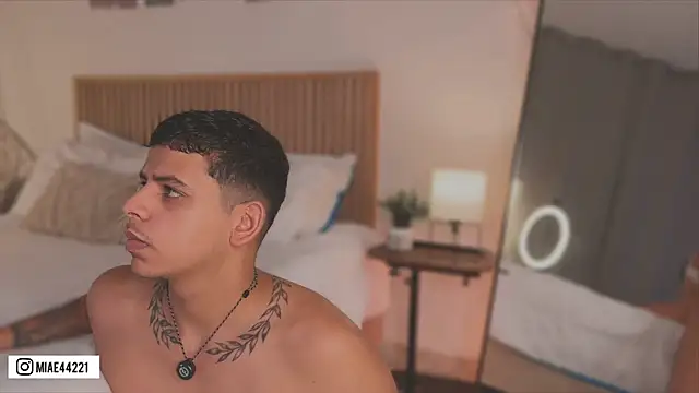 Little Emma 11 online show from 17, 4, 2026