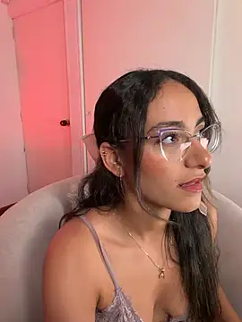 Snapshot of elegant__rouse chatting on 18, 7, 2026 elegant rouse online show from 18, 7, 2026