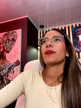 elegant  rouse online show from 4, 12, 2025