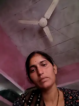 Snapshot of Pooja_shre chatting on 7, 5, 2026 Pooja shre online show from 7, 5, 2026
