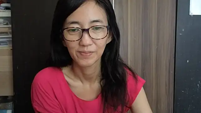 Snapshot of princessD077 chatting on 11, 7, 2026 princessD077 online show from 11, 7, 2026