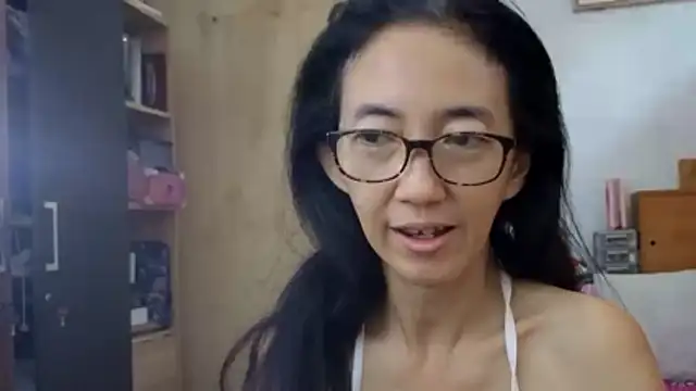 princessD077 online show from 10, 3, 2026