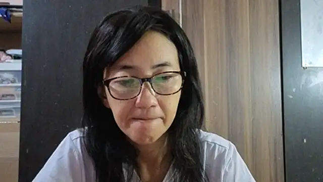 Snapshot of princessD077 chatting on 3, 7, 2026 princessD077 online show from 3, 7, 2026