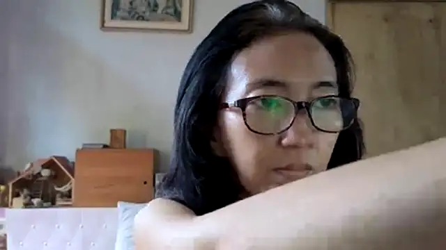 Snapshot of princessD077 chatting on 12, 6, 2026 princessD077 online show from 12, 6, 2026