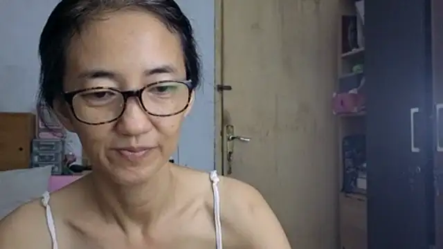 princessD077 online show from 4, 6, 2026