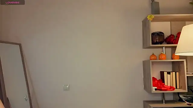 ClarissaMaheia online show from 13, 4, 2026