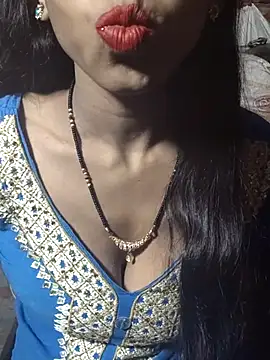 Itz Aisha   online show from 17, 12, 2025