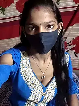 Itz Aisha   online show from 2, 12, 2025