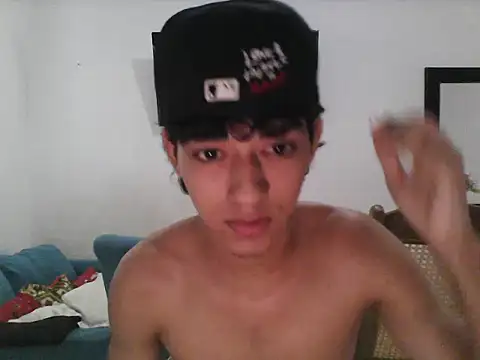 Snapshot of Alex_king17 chatting on 30, 4, 2026 Alex king17 online show from 30, 4, 2026