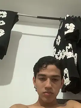 Alex king17 online show from 5, 4, 2026