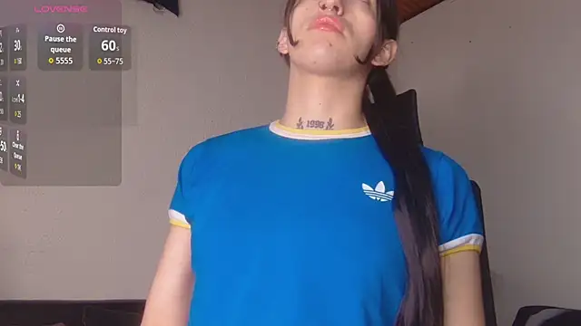 Scarlett crastrawberry online show from 30, 11, 2025