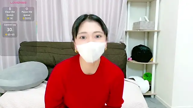 Rin-chaaan online show from 10, 11, 2025