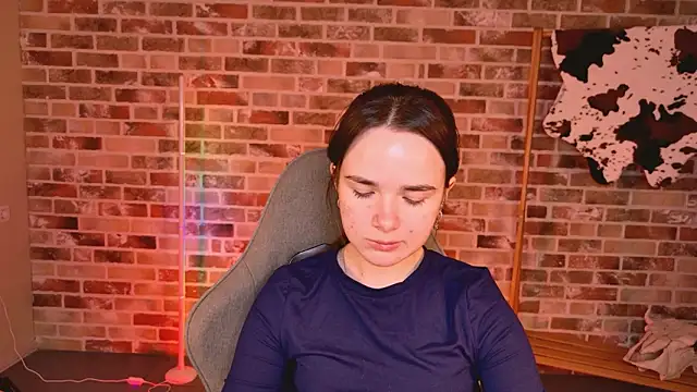 May Bloom online show from 7, 3, 2026