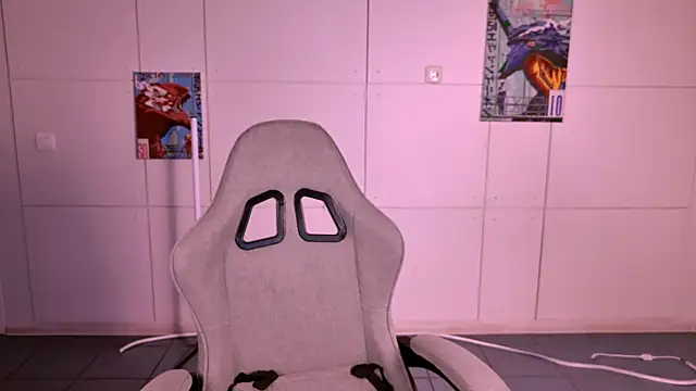 May Bloom online show from 27, 11, 2025