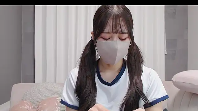 LOVE MIREI LOVE online show from 4, 11, 2025