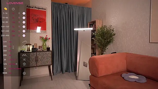 Pheromoon online show from 14, 3, 2026