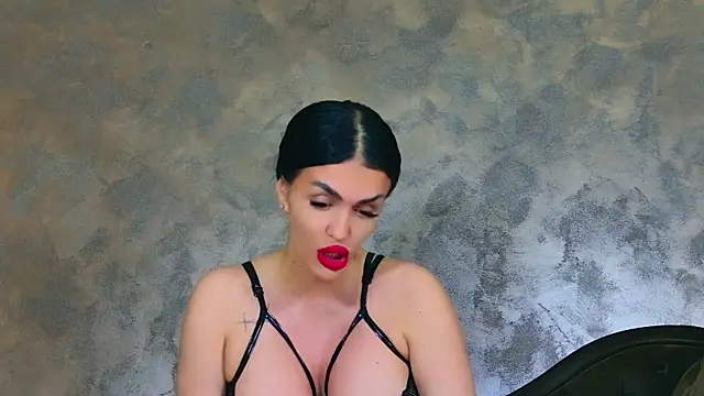 Snapshot of KimWilmes chatting on 8, 5, 2026 KimWilmes online show from 8, 5, 2026