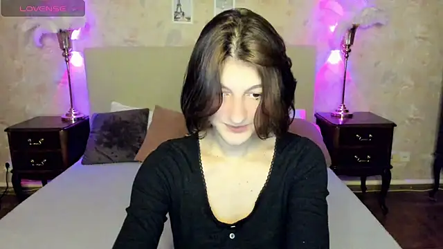 A Skyy online show from 6, 11, 2025