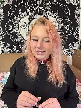 Onlymiasophie online show from 13, 3, 2026