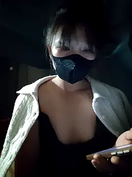 linh-miu99 online show from 15, 11, 2025