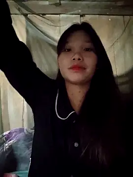 linh-miu99 online show from 6, 2, 2026