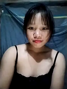 linh-miu99 online show from 23, 10, 2025