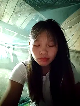 linh-miu99 online show from 5, 11, 2025