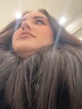 KiraSunshine online show from 19, 12, 2025