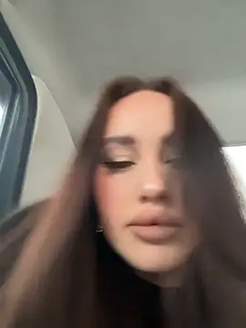 KiraSunshine online show from 13, 1, 2026