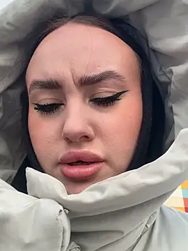 KiraSunshine online show from 7, 11, 2025