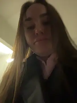 KiraSunshine online show from 13, 5, 2026