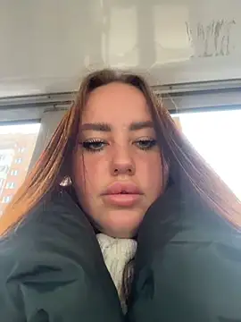 KiraSunshine online show from 14, 4, 2026