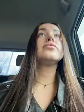 KiraSunshine online show from 24, 4, 2026