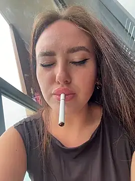 KiraSunshine online show from 18, 3, 2026