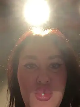 KiraSunshine online show from 24, 10, 2025