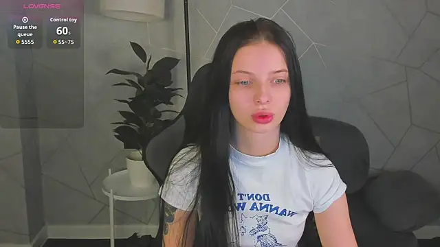 Eva Mayers online show from 6, 2, 2026