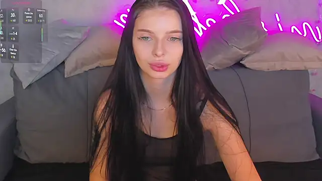 Eva Mayers online show from 28, 11, 2025